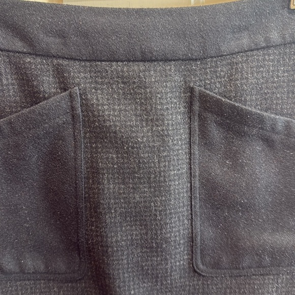 J. Crew Retro Wool Blend Classic Black Mini Skirt size 4 - Picture 4 of 8